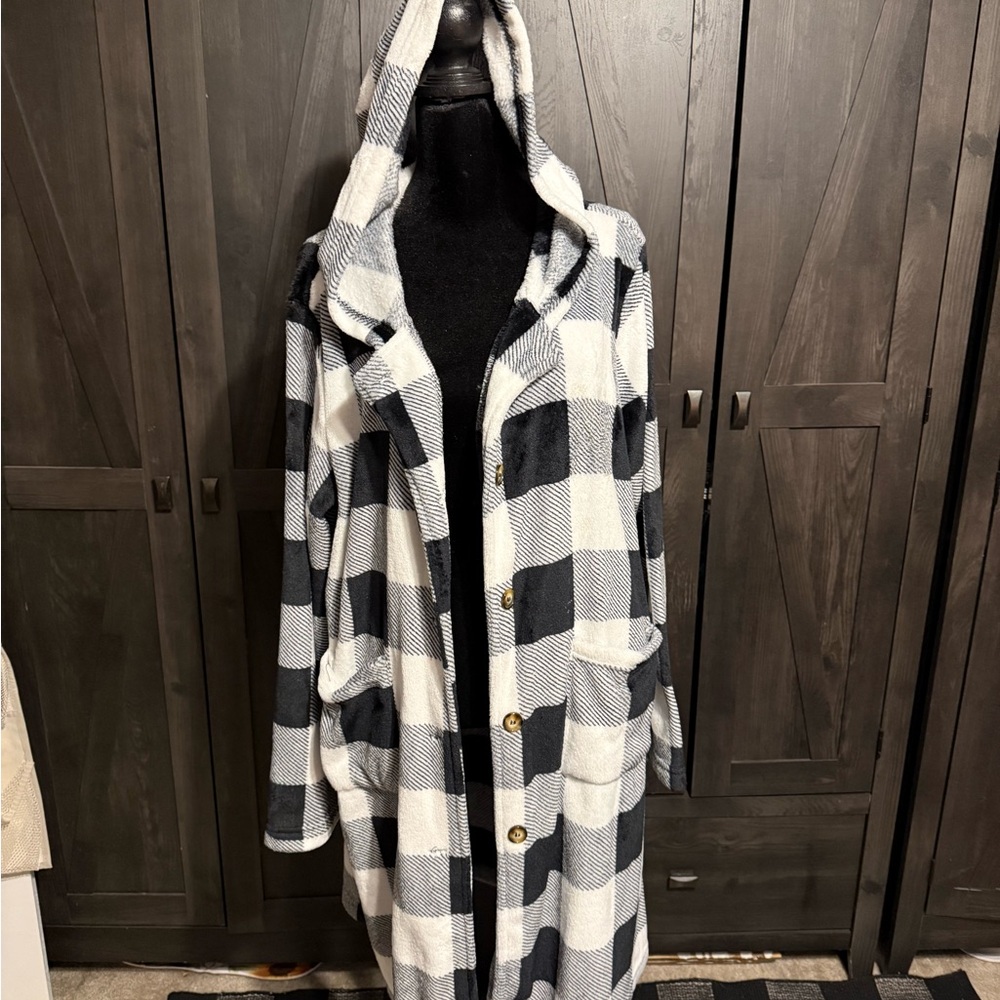 SHEIN Monochrome Textured Coat